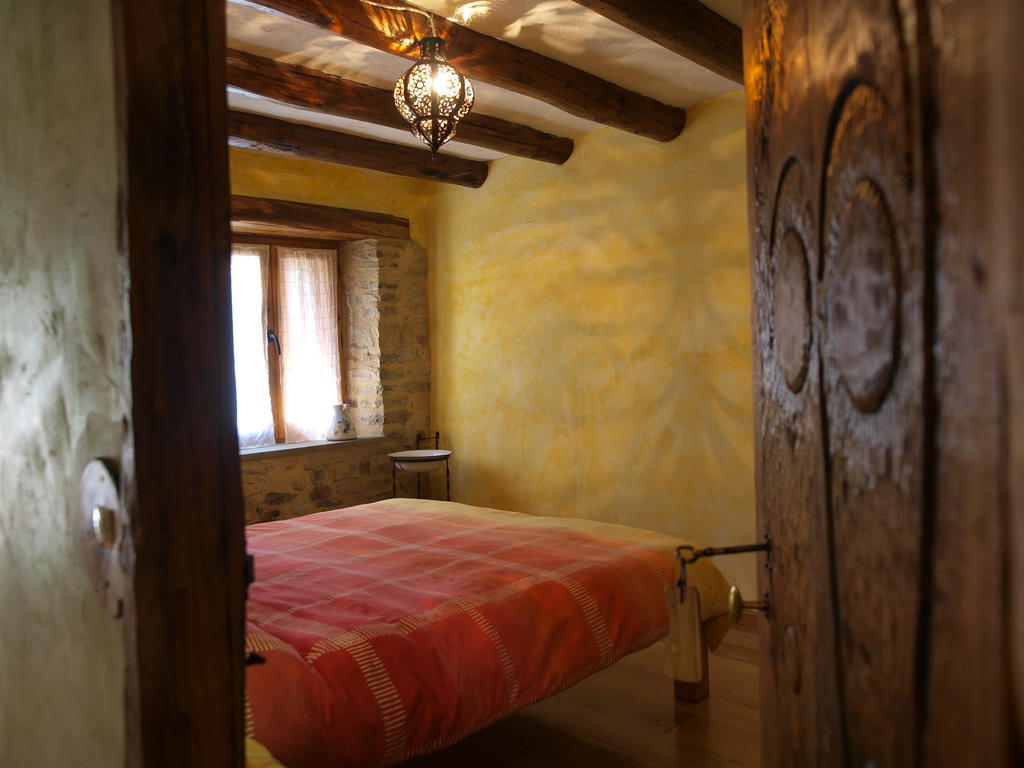 O'Porron Guest House Sabinanigo Phòng bức ảnh